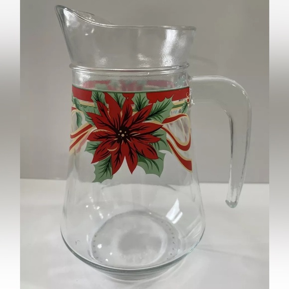 Vintage Poinsettia And Holly Berry Juice Water Pitcher And 8 Glasses Christmas - Picture 2 of 6